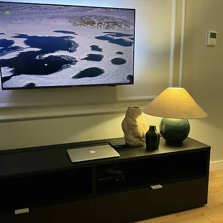 30 Park Nad Jeziorem Lägenhet